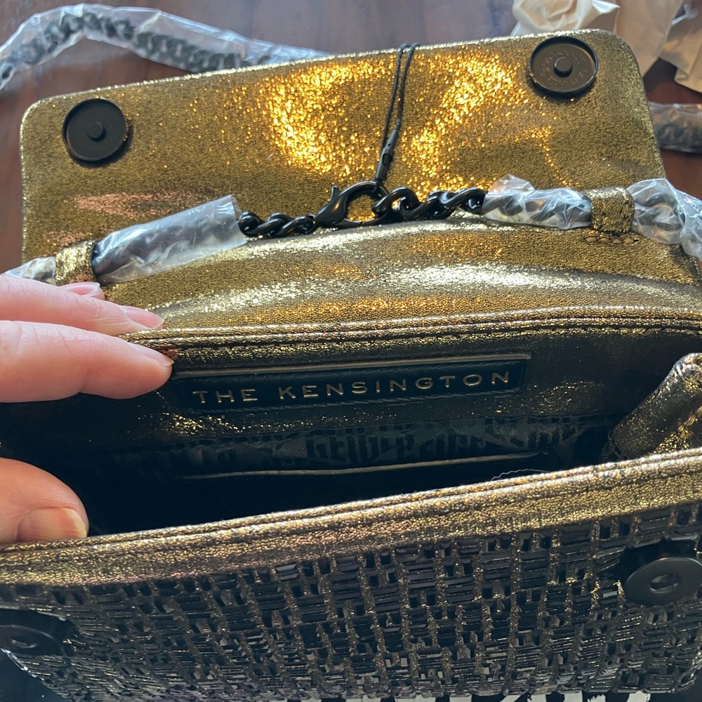 Kurt Geiger mini Black and Gold Woven-Texture Chain Shoulder Bag NWT - Picture 3 of 7